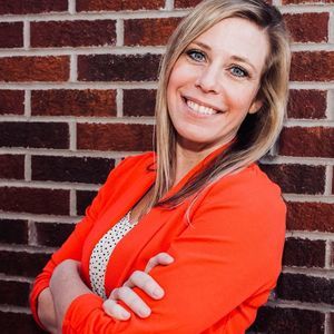 Meet your Posher, Laura